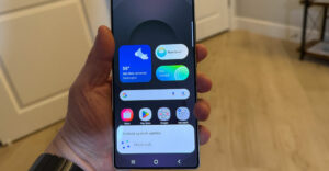 Samsung Galaxy S25 Ultra front view